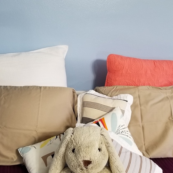 Silky luxurious wrinkle resistant pillows - Picture 2 of 8